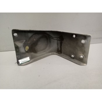 Recambio de soporte para iveco eurocargo chasis  (typ 130 e 18) larga distancia referencia OEM IAM  8142988 