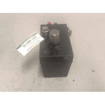 Recambio de bomba elevacion cabina para renault premium distribution 10.8 diesel referencia OEM IAM 5001867463 7482053294 
