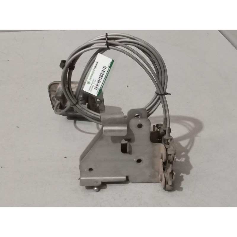 Recambio de cierre calandra para daf serie xf106 referencia OEM IAM 1997218 1835772 1835771