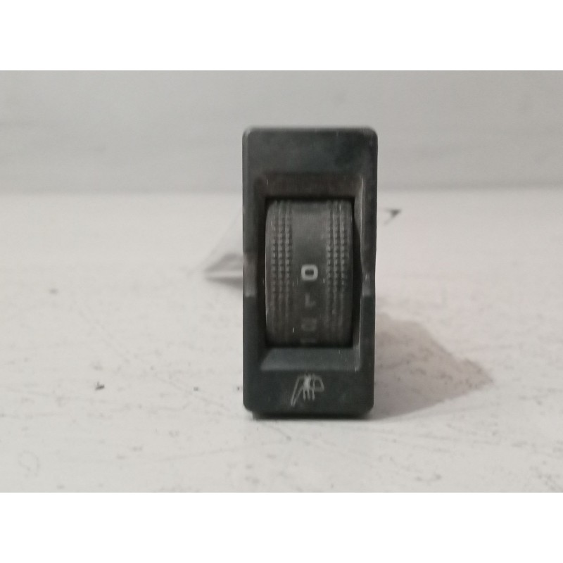 Recambio de interruptor para man tgx 18.480 12.4 diesel referencia OEM IAM 81259070317  