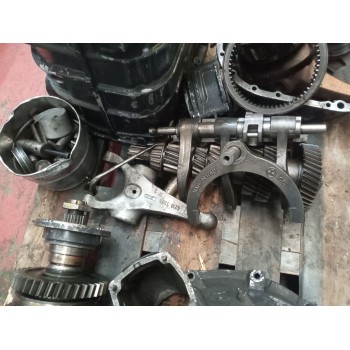 Recambio de caja cambios para iveco eurocargo 05.03  5.9 diesel referencia OEM IAM 2895B9 8871022 15294709