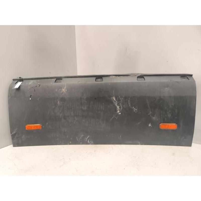 Recambio de moldura puerta trasera derecha para iveco daily vi furgoneta 33s16, 35s16, 35c16, 40c16, 50c16 referencia OEM IAM  5