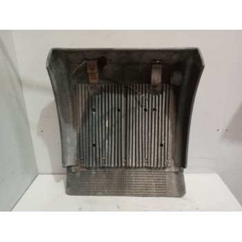 Recambio de guardabarros trasero derecho para man tg - a 18.410 12.0 diesel referencia OEM IAM  81664100296 