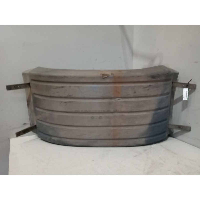 Recambio de tapa guardabarros trasero para man tg - a 18.410 12.0 diesel referencia OEM IAM  81664106090 
