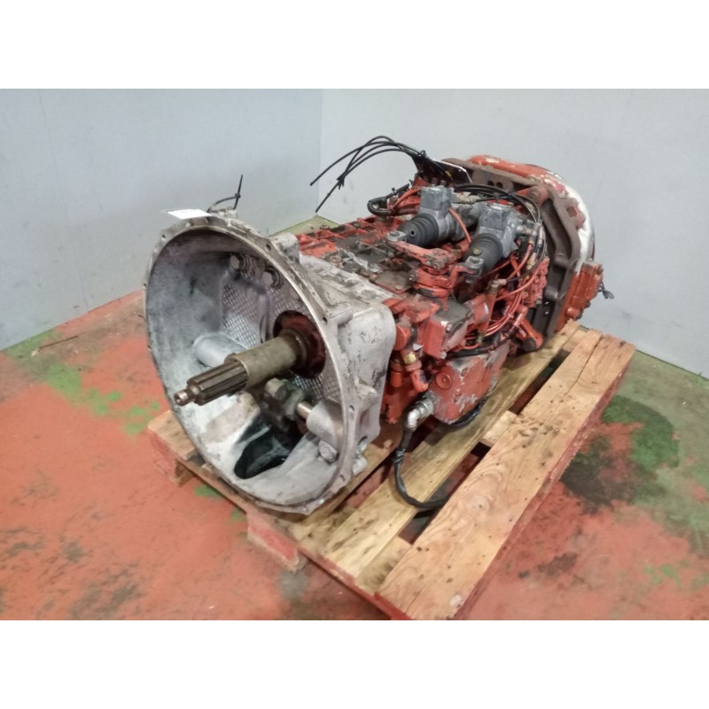Recambio de caja cambios para iveco stergo e referencia OEM IAM 1304054460 504024451 