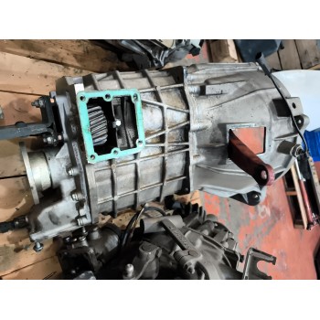 Recambio de caja cambios para iveco trucks daily 35 e 10 (103cv) referencia OEM IAM 2826.24095 93809979 1820850