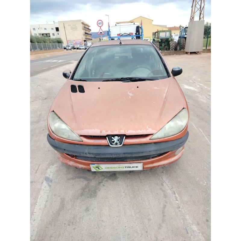 peugeot 206 berlina del año 2000