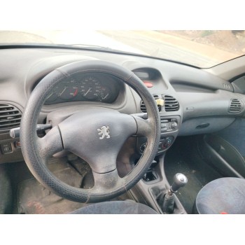 peugeot 206 berlina del año 2000