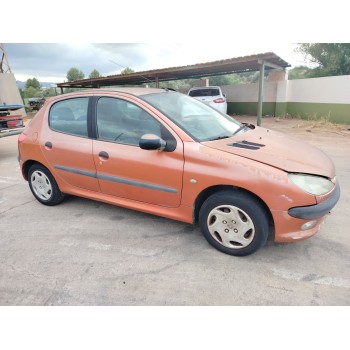 peugeot 206 berlina del año 2000