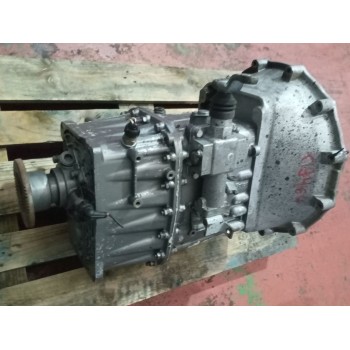 Recambio de caja cambios para iveco andecar iv 3 referencia OEM IAM Y05131 81320036313 