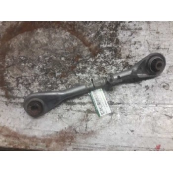 BRAZO SUSPENSION SUPERIOR TRASERO DERECHO 