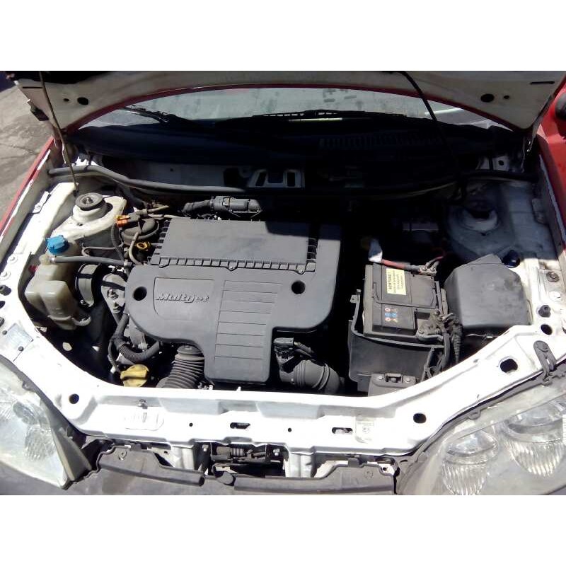 FIAT PUNTO BERLINA (188)