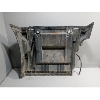 Recambio de guardabarros trasero izquierdo para renault serie t 10.8 diesel referencia OEM IAM  7421094390 