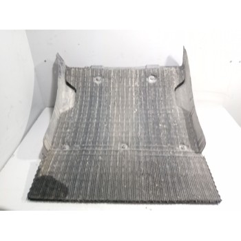 Recambio de guardabarros trasero derecho para renault serie t 10.8 diesel referencia OEM IAM  7422087701 
