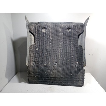 Recambio de guardabarros trasero izquierdo para renault serie t 10.8 diesel referencia OEM IAM  7422087703 