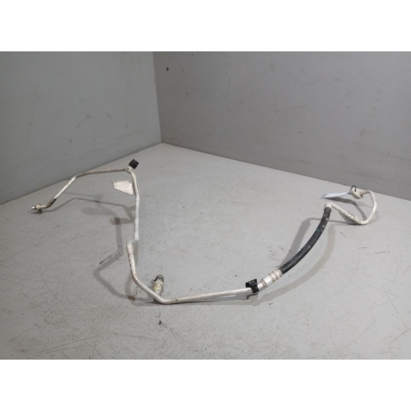 Recambio de tubos aire acondicionado para iveco daily vi furgoneta 33s16, 35s16, 35c16, 40c16, 50c16 referencia OEM IAM   