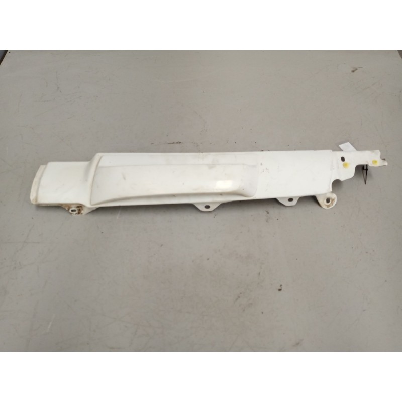 Recambio de deflector derecho para renault maxity fg 130.35/45 referencia OEM IAM   