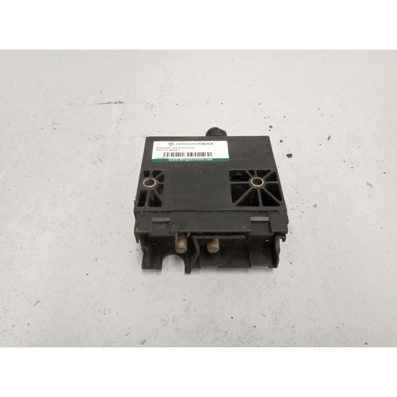 Recambio de desconectador baterias para renault serie t 12.8 diesel referencia OEM IAM  7421964343 