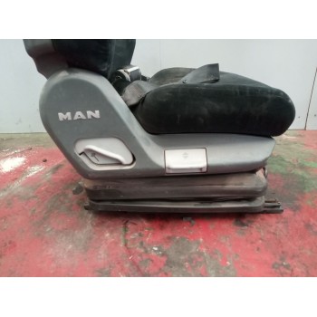 Recambio de asiento delantero derecho para man tgx 18.480 fg / 4x2 bl xl referencia OEM IAM  81623076150 