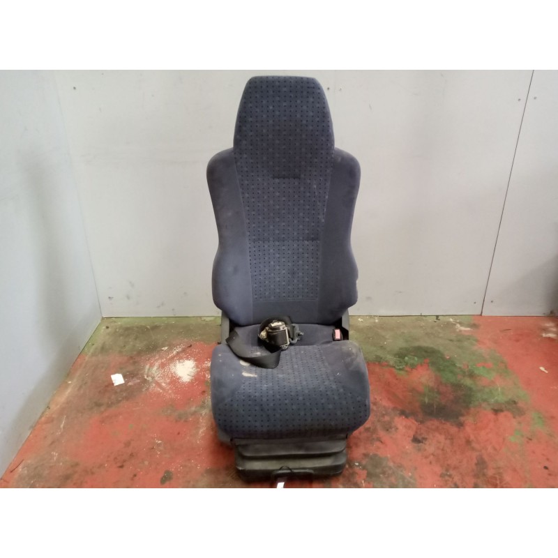 Recambio de asiento delantero derecho para man tg - a 18.480 12.4 diesel referencia OEM IAM 81623076326 81623076150 