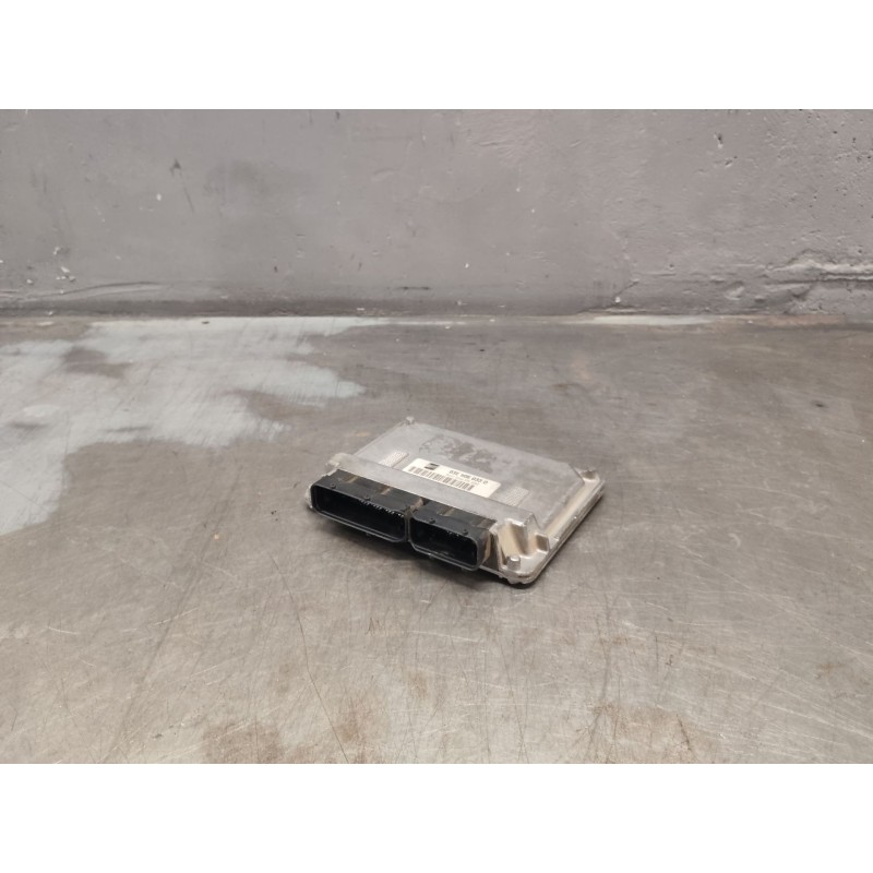 Recambio de centralita motor uce para seat ibiza iii (6l1) 1.2 referencia OEM IAM 03E906033D  