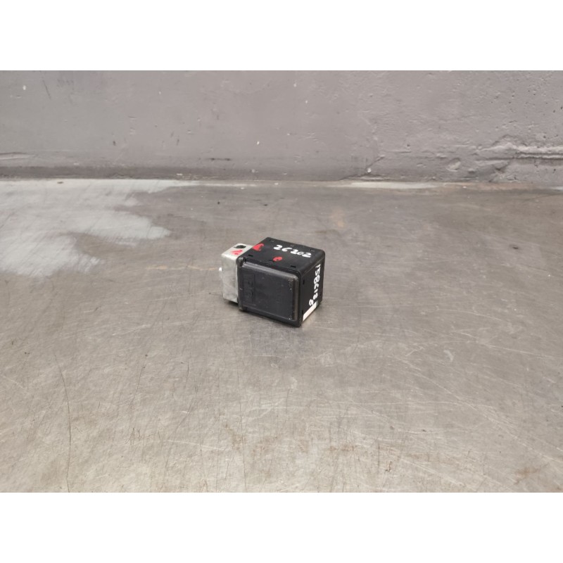 Recambio de antirrobo para renault scenic ii grand confort dynamique referencia OEM IAM 8200604932  