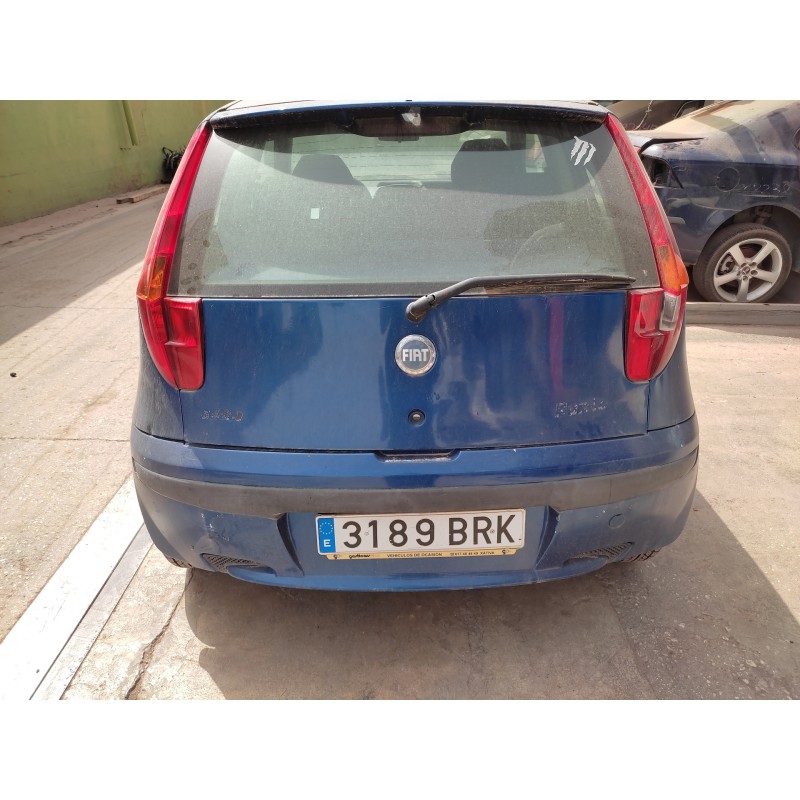 FIAT PUNTO BERLINA (188)
