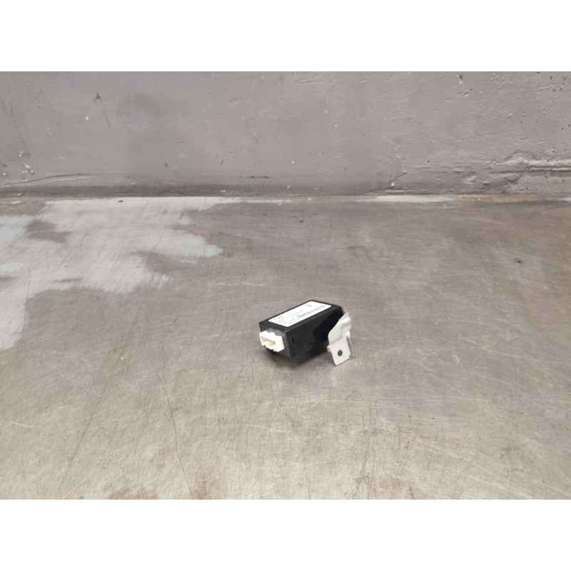 Recambio de centralita luces para mazda 3 (bl) 1.6 mz-cd (bl14) referencia OEM IAM BBP367890A  