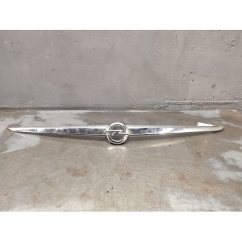 Recambio de emblema para opel insignia a sports tourer (g09) 2.0 cdti (35) referencia OEM IAM 461088395  
