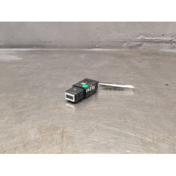 CONECTOR USB / AUX 9848394780 