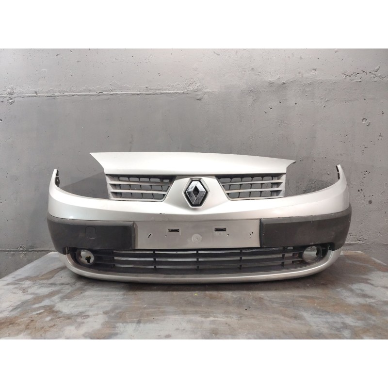 Recambio de paragolpes delantero para renault scenic ii 1.5 dci diesel referencia OEM IAM   