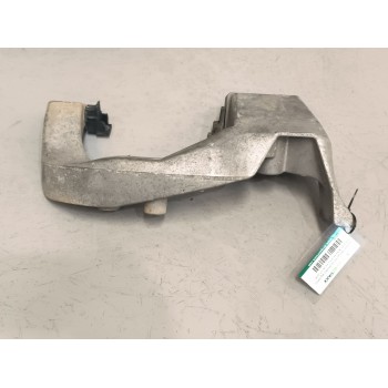 SOPORTE PARAGOLPES DELANTERO IZQUIERDO A9408851231 