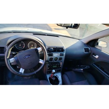 ford mondeo berlina (ge) del año 2001