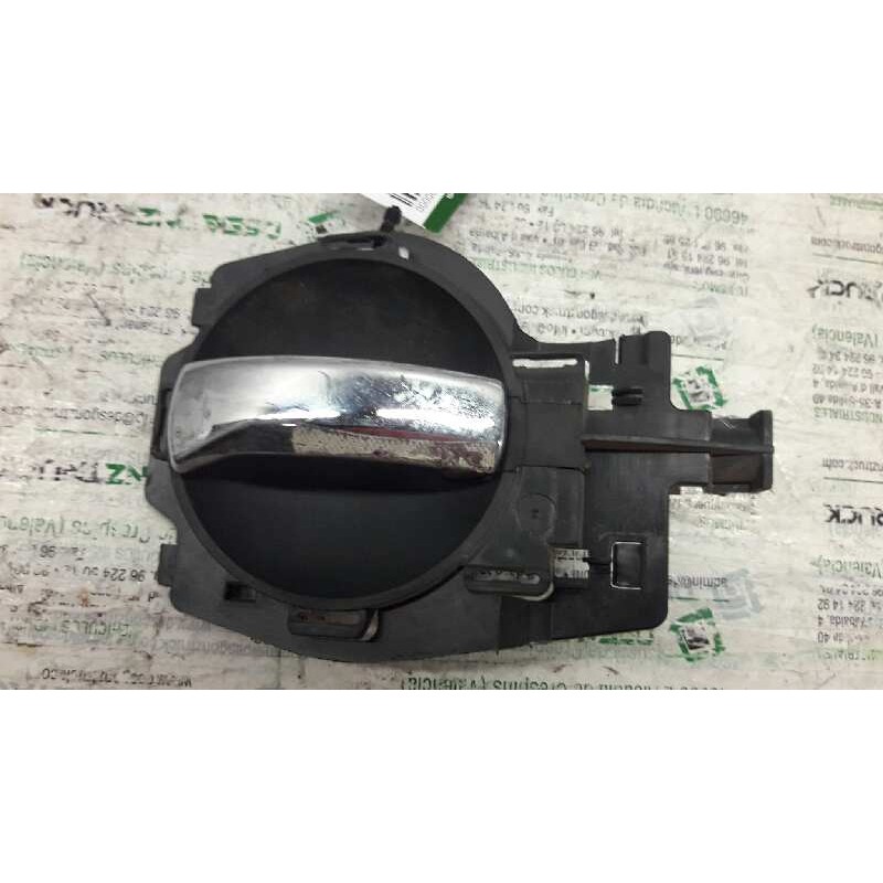 Recambio de maneta interior delantera izquierda para citroen c3 1.4 satisfaction referencia OEM IAM 9647164977  