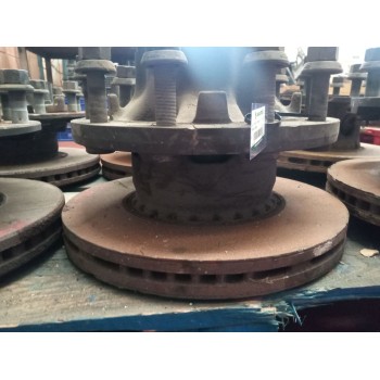 Recambio de buje trasero derecho para renault serie t 12.8 diesel referencia OEM IAM 7422105673 7422036891 
