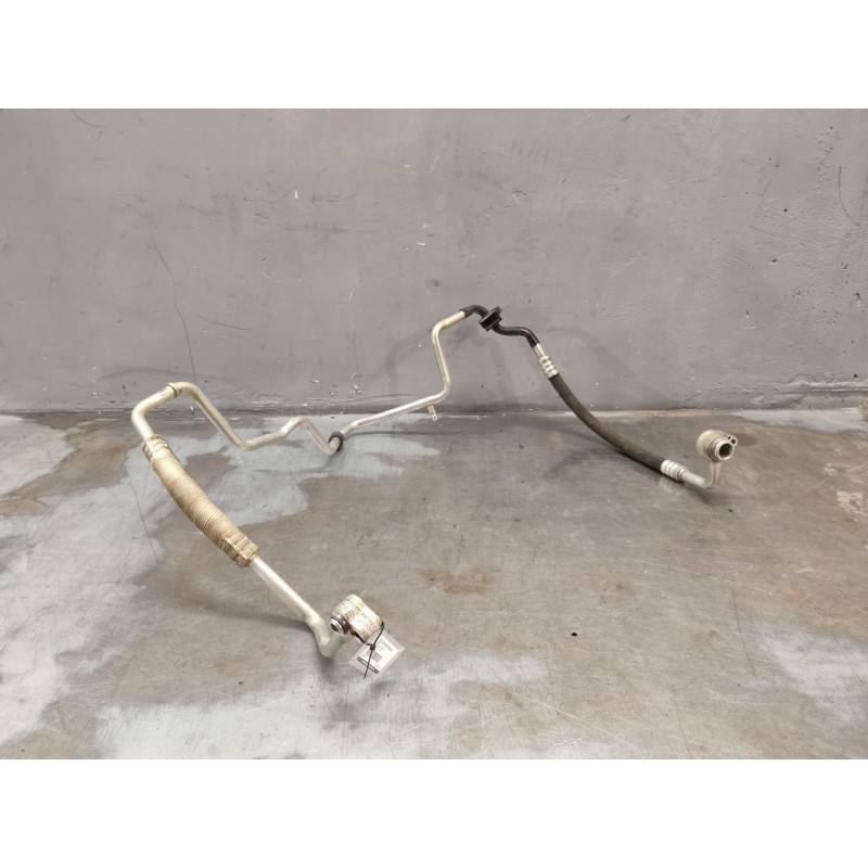 Recambio de tubos aire acondicionado para seat ibiza iv (6j5, 6p1) 1.6 tdi referencia OEM IAM 8R1820743J  