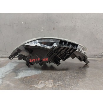 Recambio de faro derecho para nissan qashqai ii (j11, j11_) 1.5 dci referencia OEM IAM  260104EH2A 