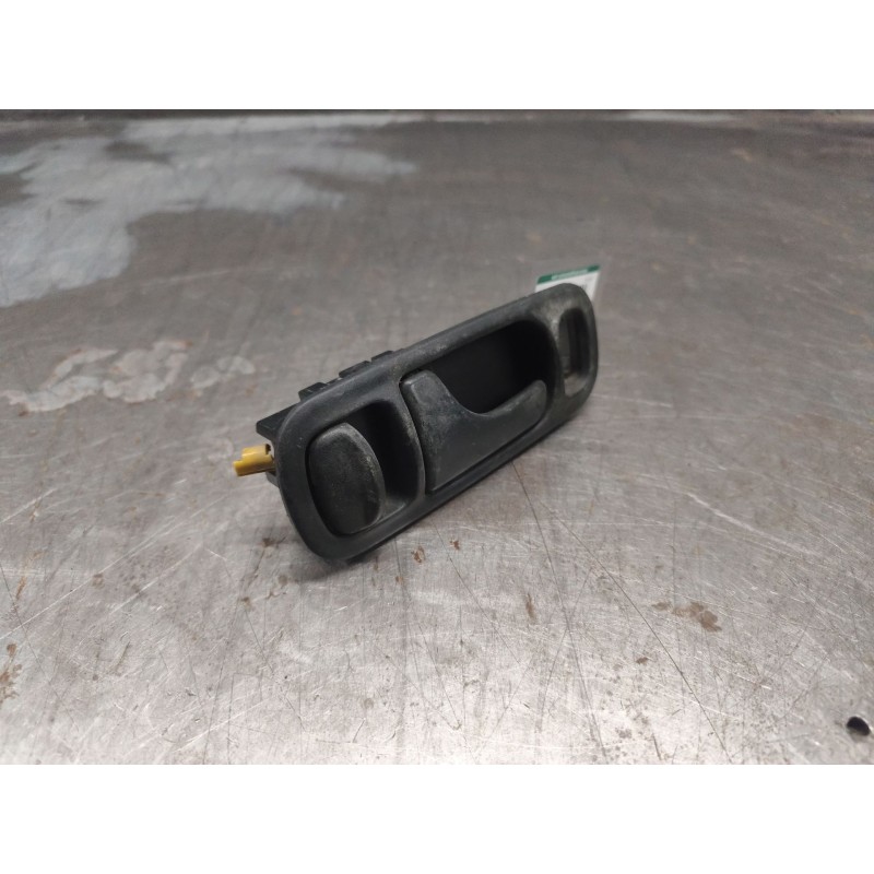 Recambio de maneta interior trasera izquierda para nissan primera berl./familiar (p10/w10) gx berlina (a,e) referencia OEM IAM  