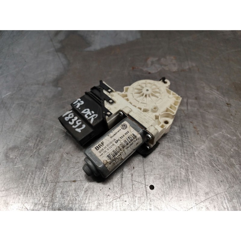 Recambio de motor elevalunas trasero derecho para seat altea (5p1) hot referencia OEM IAM  5P0839402 