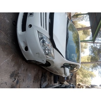 toyota auris del año 2011
