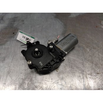 MOTOR ELEVALUNAS DELANTERO DERECHO 0130821762 