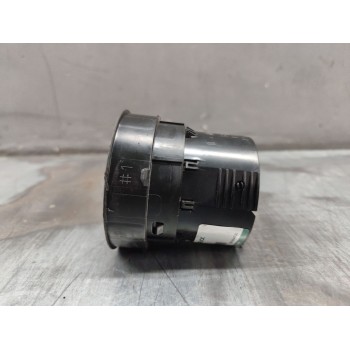 Recambio de aireador para mazda 3 (bl) 1.6 mz-cd (bl14) referencia OEM IAM  BBM464730 