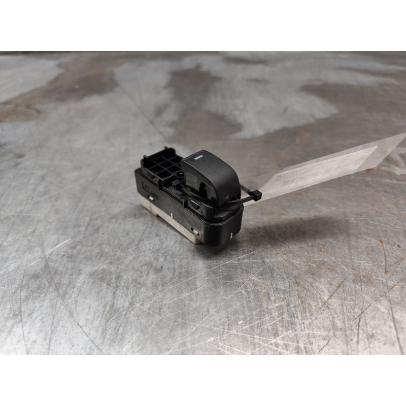 Recambio de mando elevalunas trasero derecho para mazda 3 (bl) 1.6 mz-cd (bl14) referencia OEM IAM  5AA709EA03 