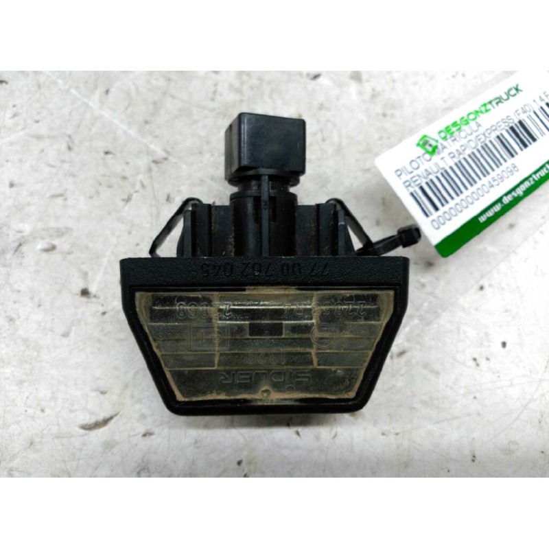 Recambio de piloto matricula para renault rapid/express (f40) 1.4 familiar (f402/40m) referencia OEM IAM 7700762045  