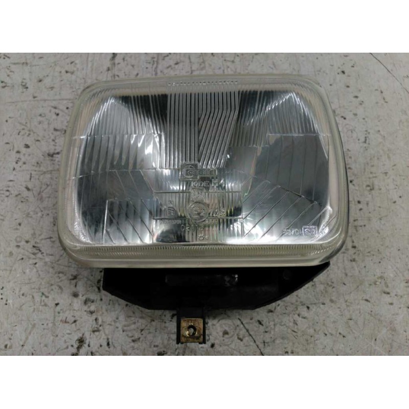 Recambio de faro izquierdo para renault rapid/express (f40) 1.4 familiar (f402/40m) referencia OEM IAM   