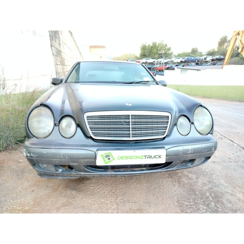 mercedes-benz clase e (w210) berlina diesel del año 2000