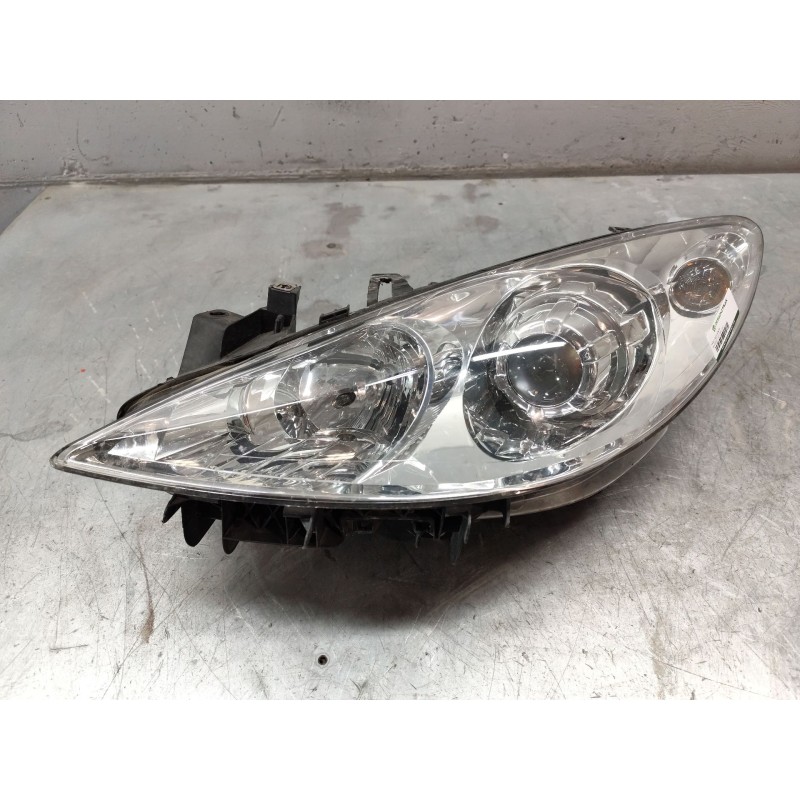 Recambio de faro izquierdo para peugeot 307 sw (3h) 1.6 hdi 110 referencia OEM IAM   