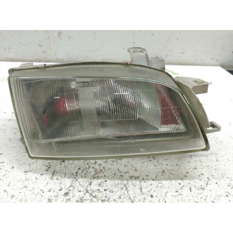 Recambio de faro derecho para toyota carina (t19) 1.6 berlina referencia OEM IAM 54532036  