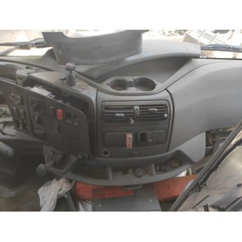 mercedes-benz axor 2-ejes 18 ton 2004  del año 2008