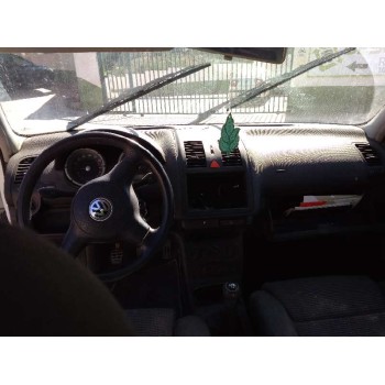 volkswagen polo berlina (6n2) del año 2001